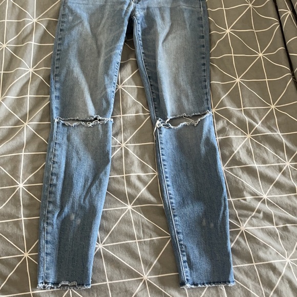 Jeans - Picture 2 of 4